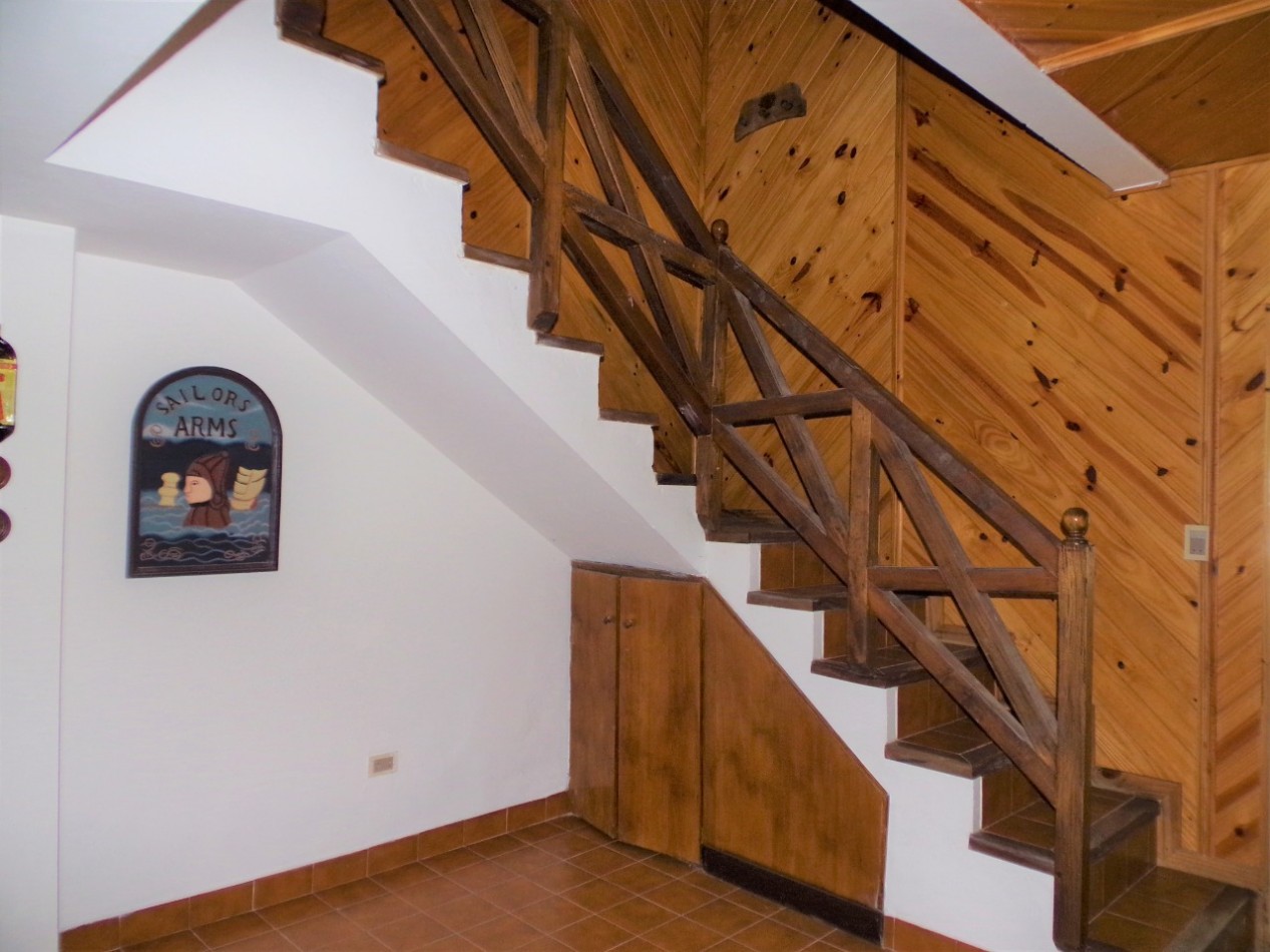 Chalet Sobre 2 Lotes, C/piscina en Sta. Clara del Mar Vende o Permuta