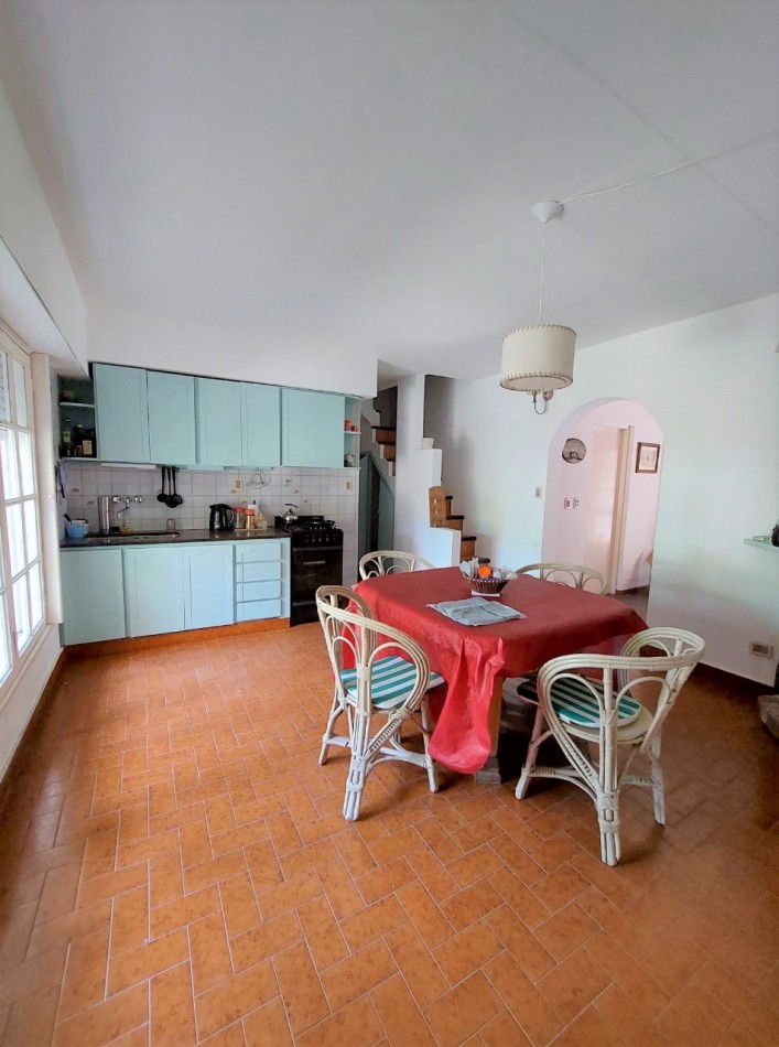 Chalet Sobre 2 Lotes, C/piscina en Sta. Clara del Mar Vende o Permuta