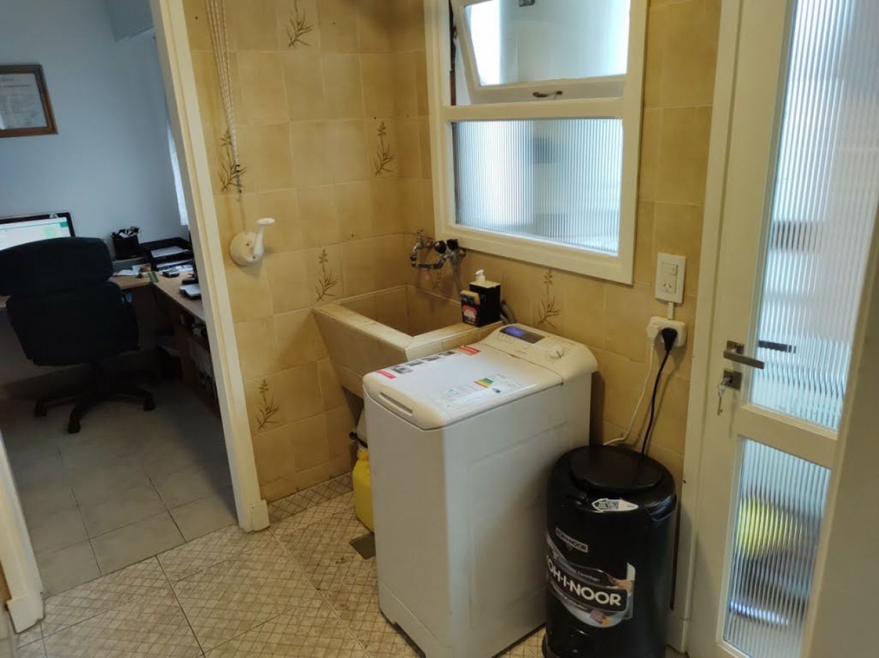 Departamento de 4 Ambientes C/dependencia y Cochera