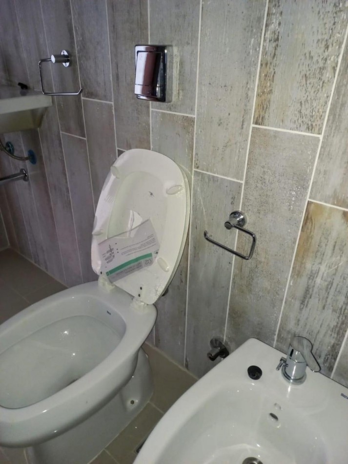 Departamento de un Ambiente y Medio A Estrenar en El Centro de La Plata Vende o Permuta