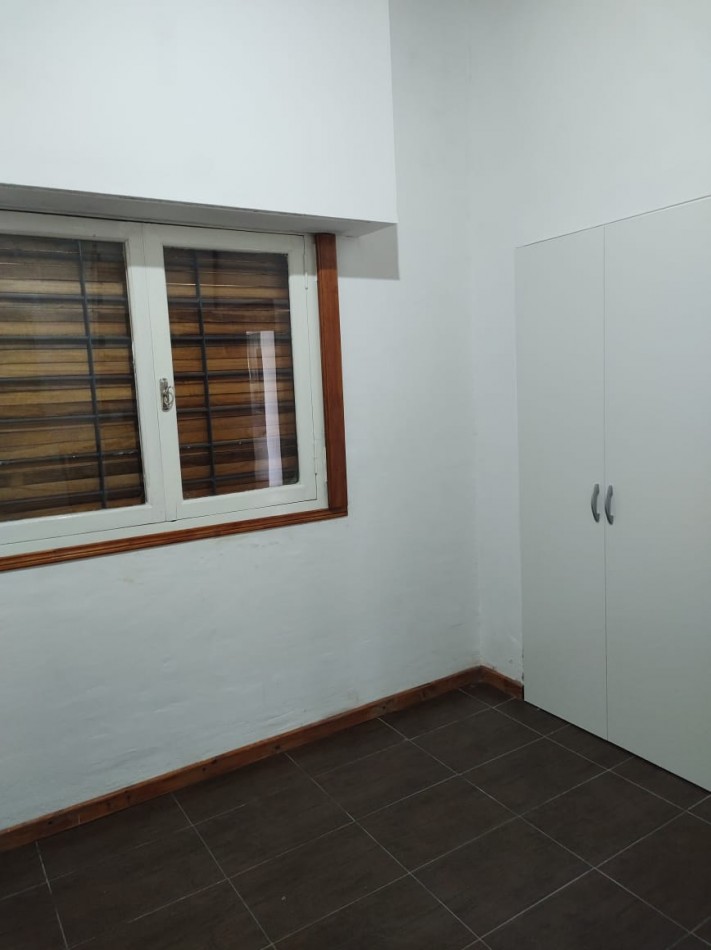 CASA 3 AMBIENTES SOBRE CALLE ROSALES AL 7400