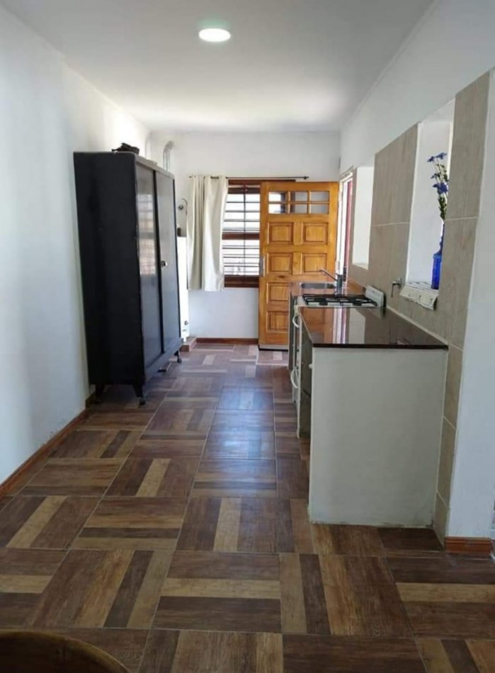 CASA 3 AMBIENTES SOBRE CALLE ROSALES AL 7400