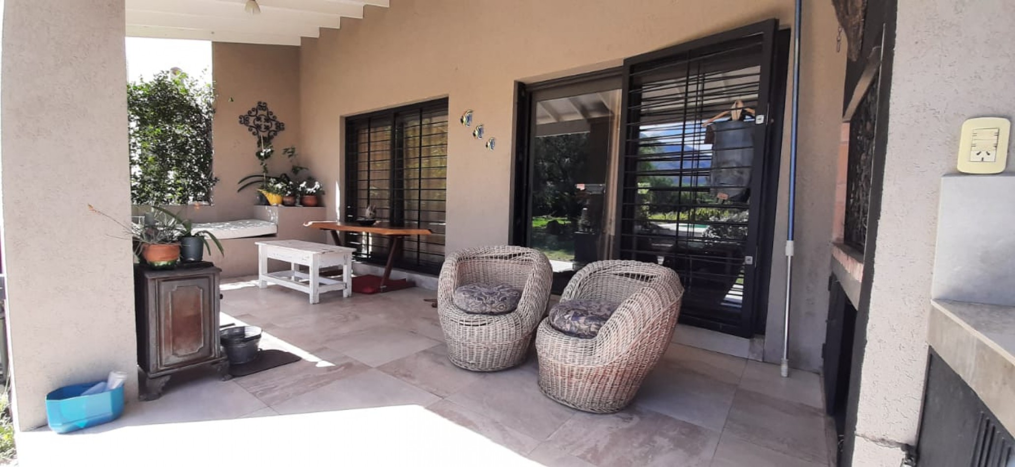 CASA QUINTA DE 4 AMBIENTES CON PARQUE, PARRILLA Y PISCINA EN MERLO, SAN LUIS