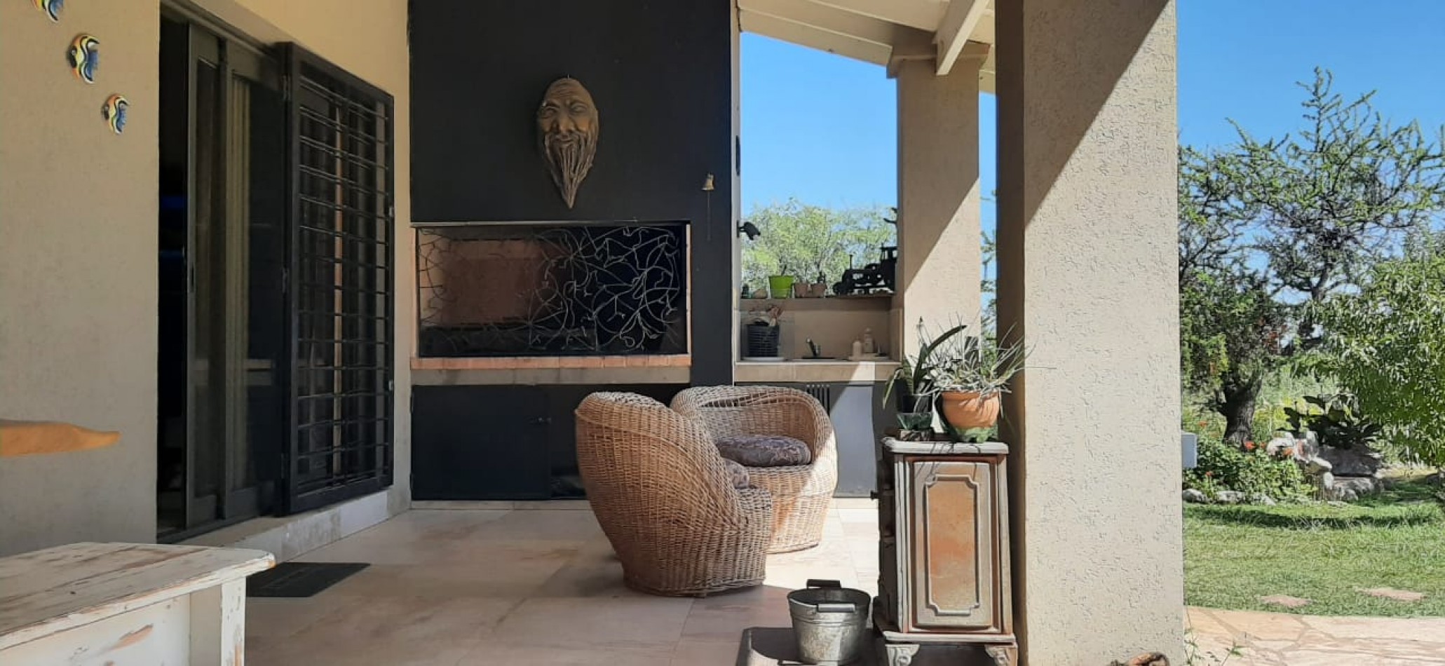 CASA QUINTA DE 4 AMBIENTES CON PARQUE, PARRILLA Y PISCINA EN MERLO, SAN LUIS