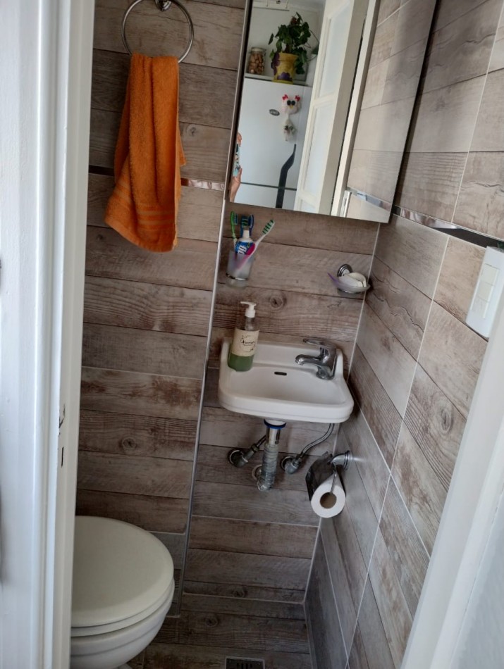 DEPARTAMENTO 3 AMB RECICLADO, CON BALCON FRANCES A LA CALLE, A 250 MTS. DE LA PLAYA PUNTA IGLESIA. APTO CREDITO
