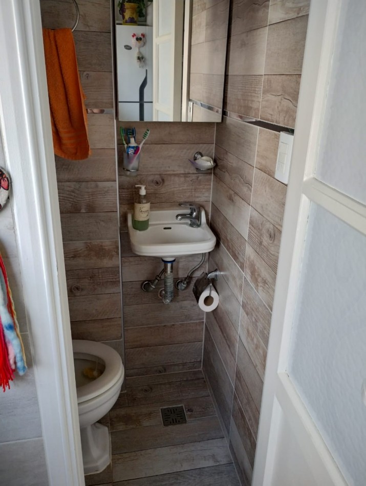 DEPARTAMENTO 3 AMB RECICLADO, CON BALCON FRANCES A LA CALLE, A 250 MTS. DE LA PLAYA PUNTA IGLESIA. APTO CREDITO