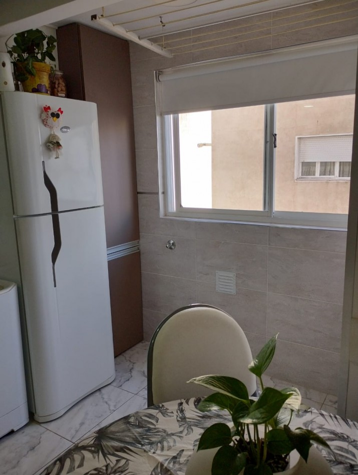 DEPARTAMENTO 3 AMB RECICLADO, CON BALCON FRANCES A LA CALLE, A 250 MTS. DE LA PLAYA PUNTA IGLESIA. APTO CREDITO