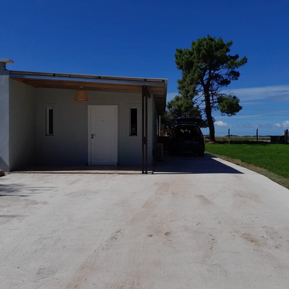 CASA 4 AMBIENTES EN COUNTRY COSTA DEL SOL, CERCA DE LA PLAYA EN MAR CHIQUITA. APTO CREDITO, PERMUTA Y FINANCIA