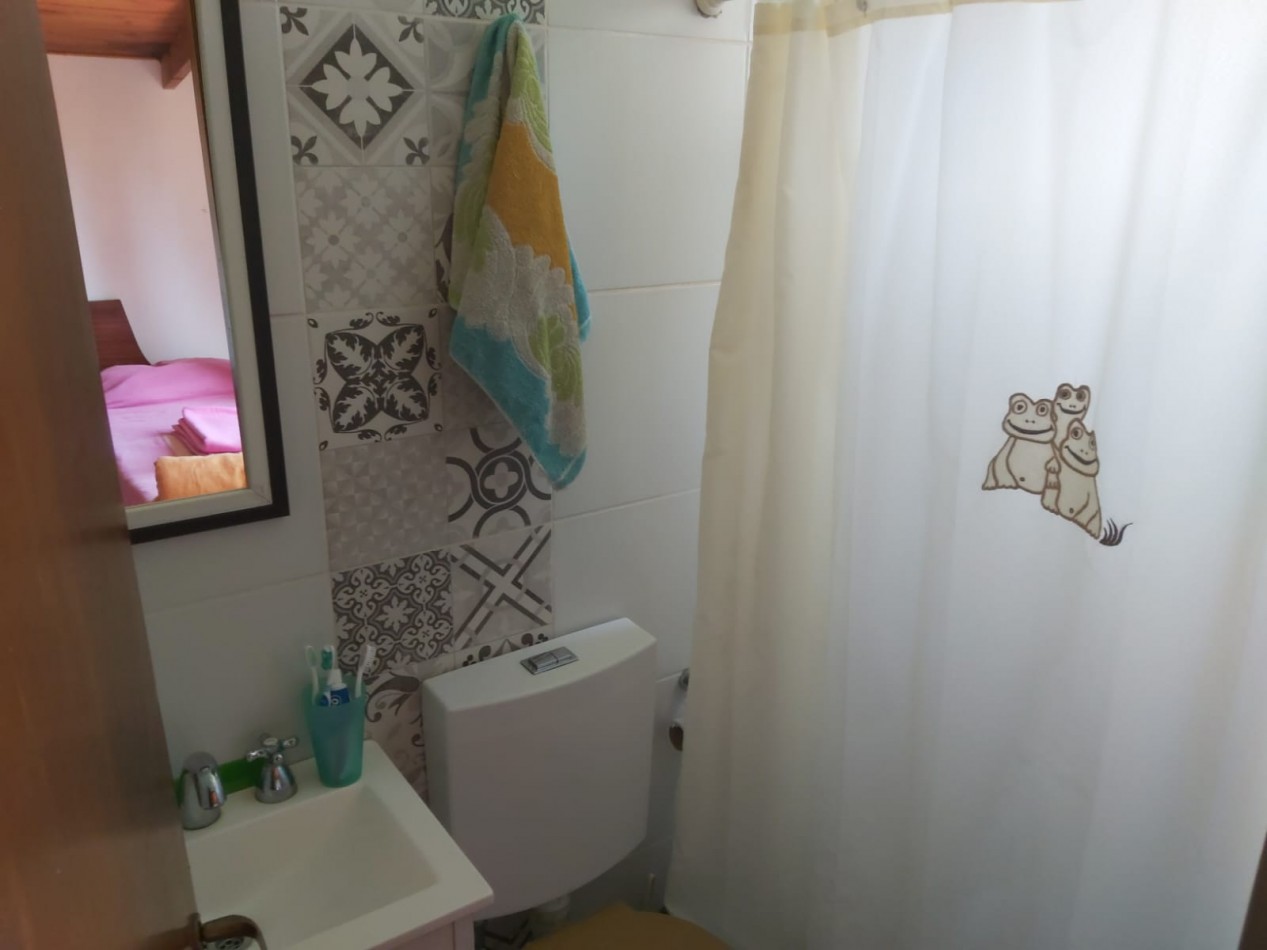 CASA DE 5 AMBIENTES CON AMPLIO PARQUE Y PILETA EN CHAPADMALAL VENDE Y PERMUTA