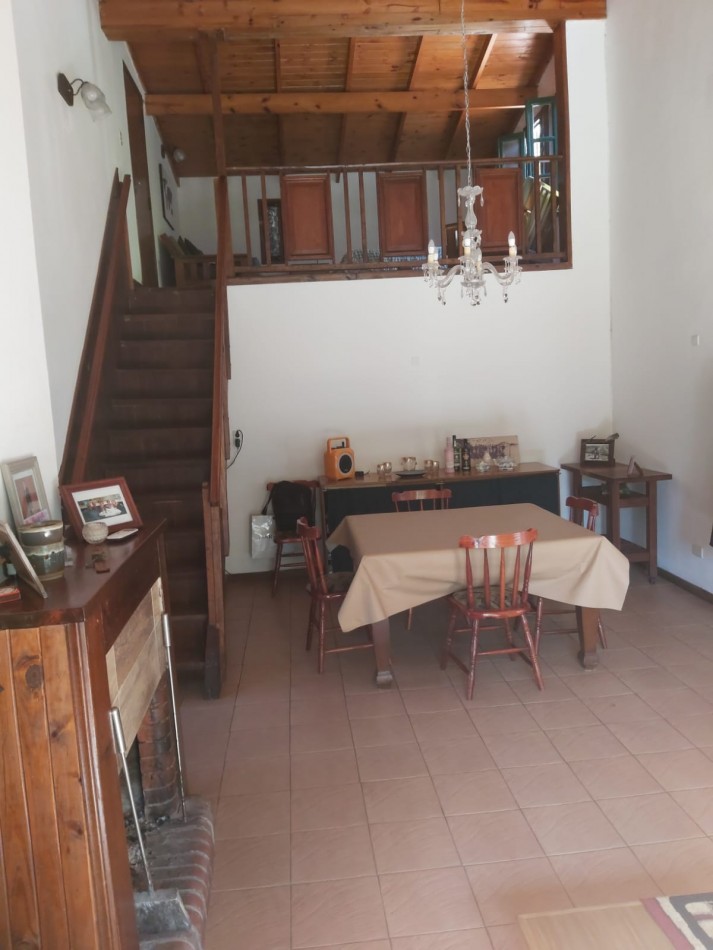 CASA DE 5 AMBIENTES CON AMPLIO PARQUE Y PILETA EN CHAPADMALAL VENDE Y PERMUTA