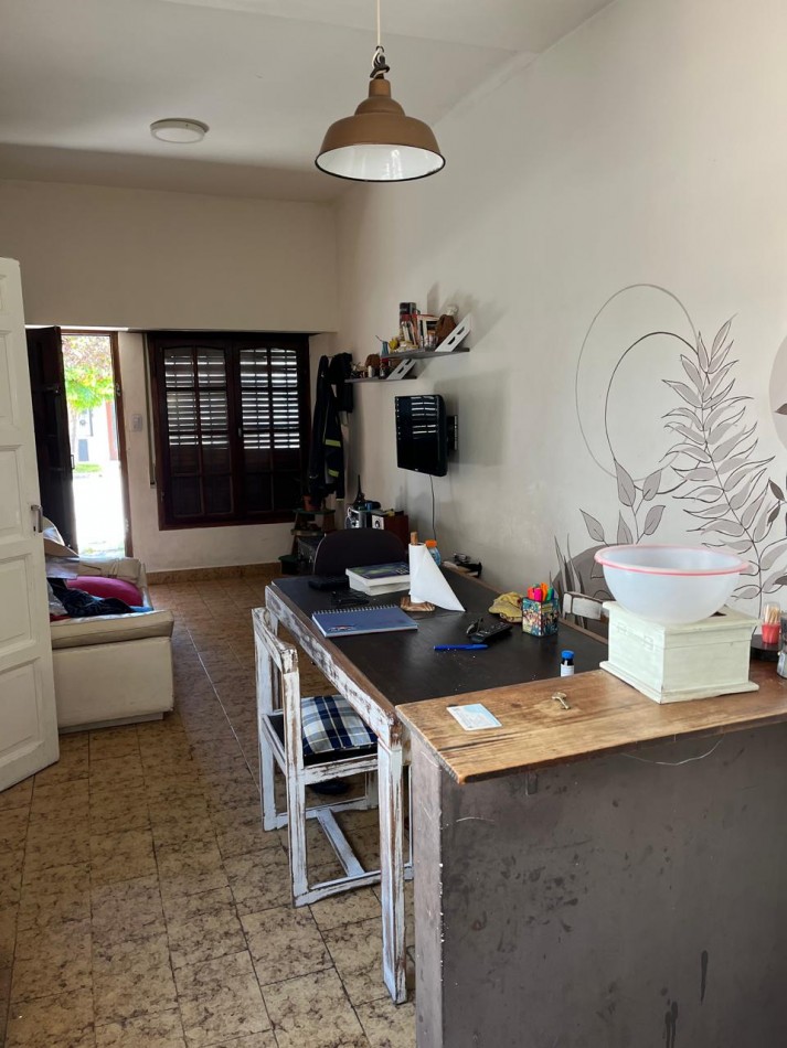PH 3 AMBIENTES AL FRENTE EN PLANTA BAJA CON PATIO EN SAN JOSE