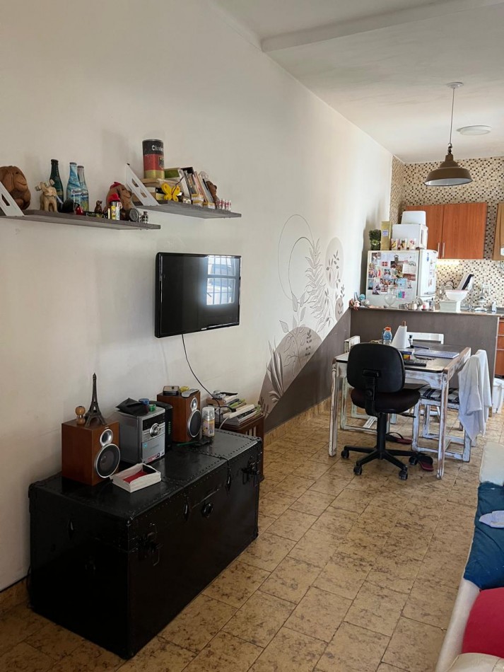 PH 3 AMBIENTES AL FRENTE EN PLANTA BAJA CON PATIO EN SAN JOSE