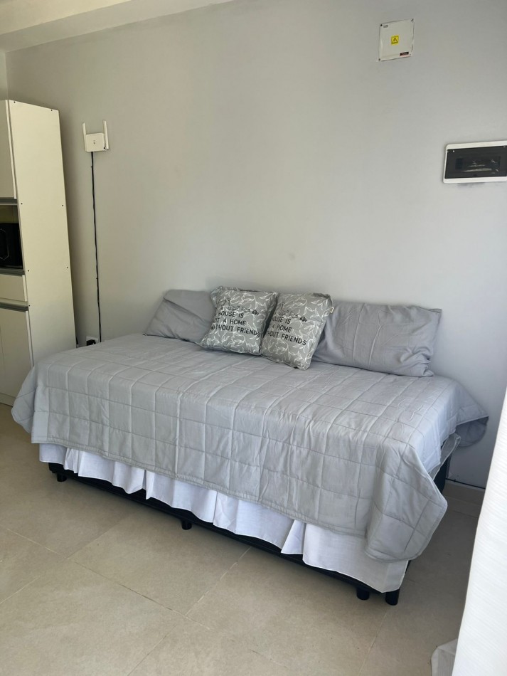 PH 2 AMBIENTES CON PARRILLA Y ESPACIO PARA AUTO EN PUNTA MOGOTES.APTO CREDITO