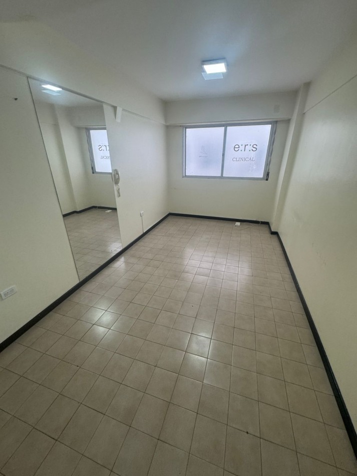 OFICINA EN VENTA