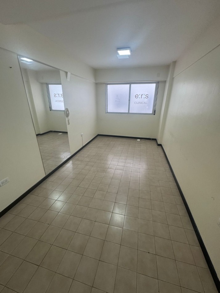 OFICINA EN VENTA