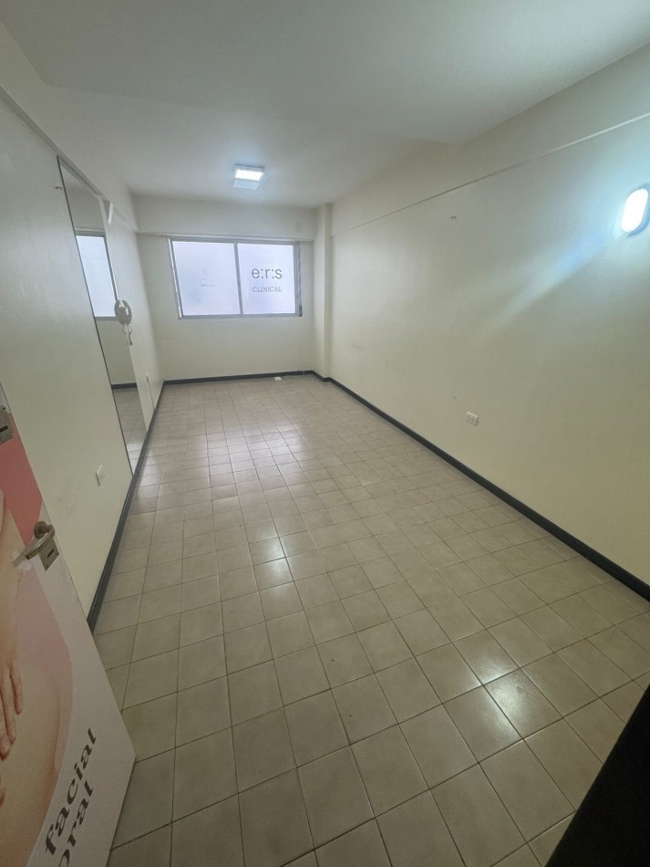 OFICINA EN VENTA