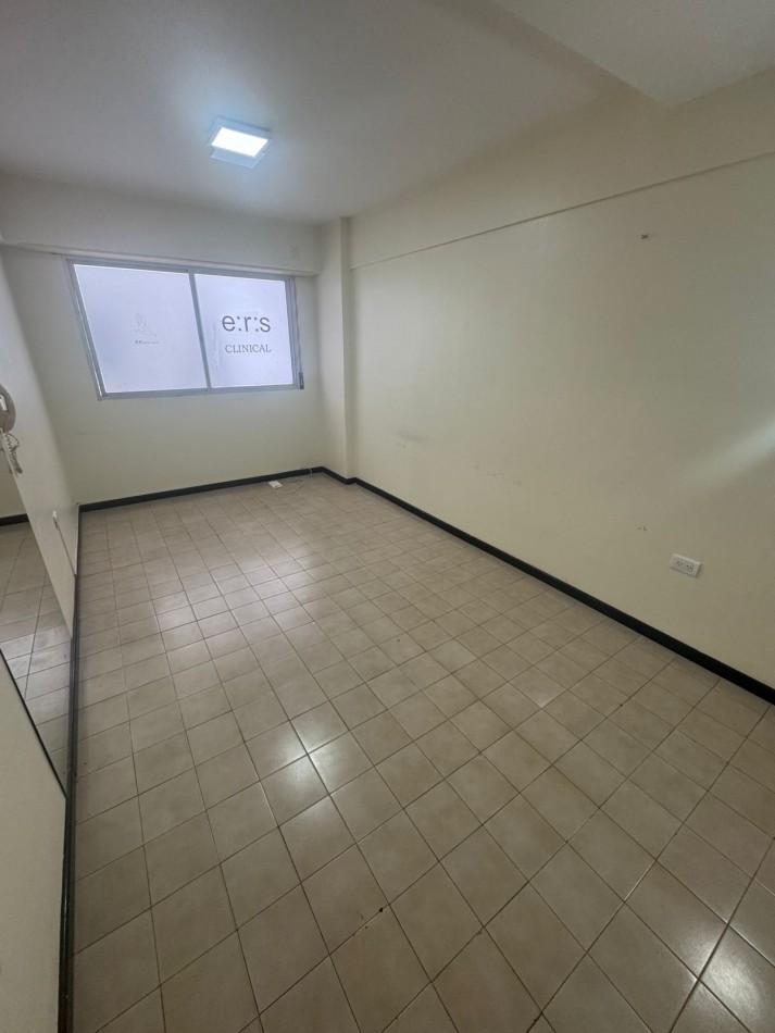 OFICINA EN VENTA