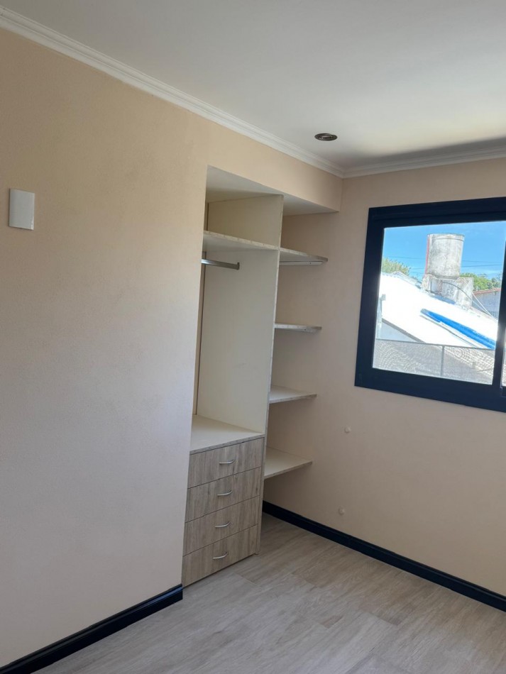 DUPLEX 4 AMBIENTES A ESTRENAR, CON PATIO Y PARRILLA EN COLINAS PERALTA RAMOS