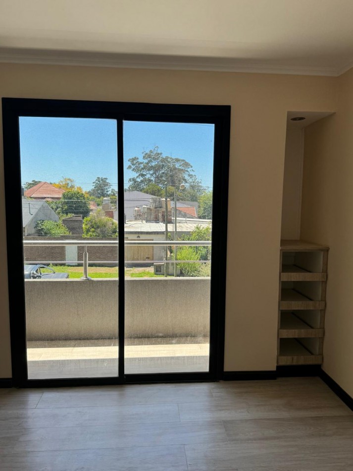 DUPLEX 4 AMBIENTES A ESTRENAR, CON PATIO Y PARRILLA EN COLINAS PERALTA RAMOS