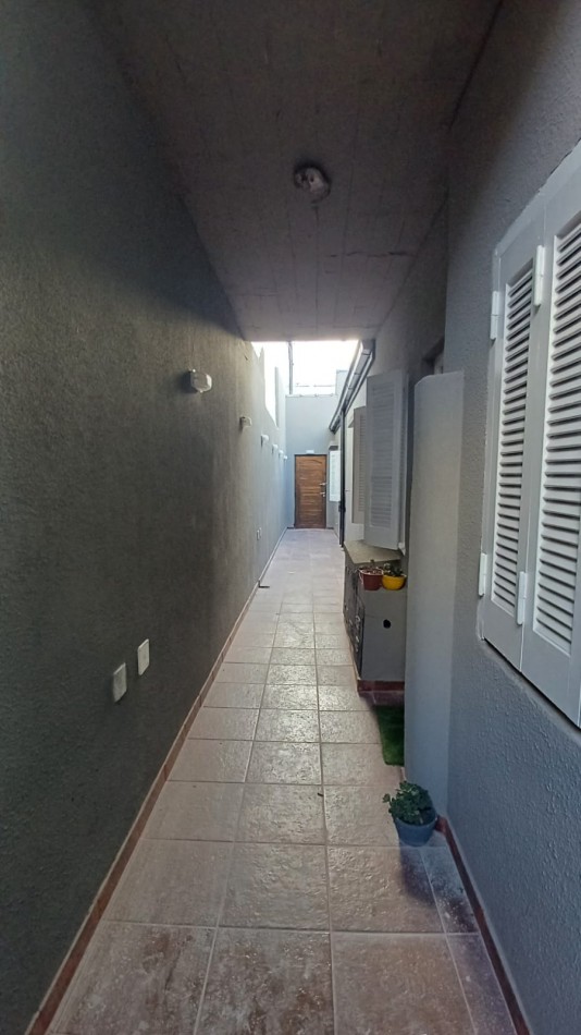 PH 3 AMBIENTES AL FONDO EN 1ER. PISO CON TERRAZA PROPIA EN SAN JOSE