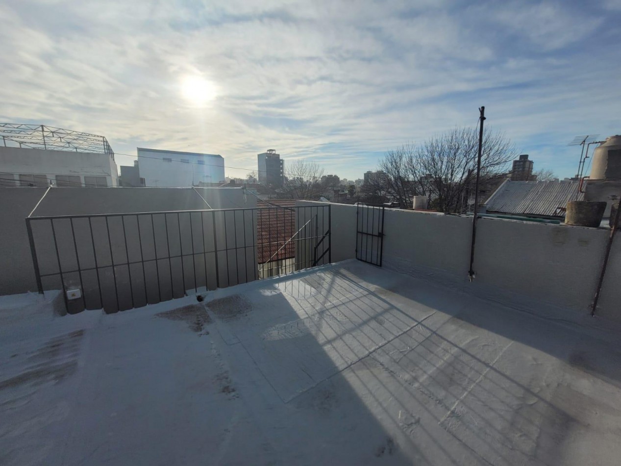 PH 3 AMBIENTES AL FONDO EN 1ER. PISO CON TERRAZA PROPIA EN SAN JOSE