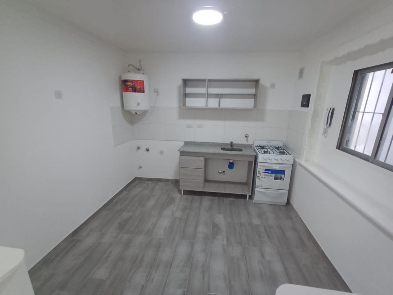 PH 3 AMBIENTES AL FONDO EN 1ER. PISO CON TERRAZA PROPIA EN SAN JOSE