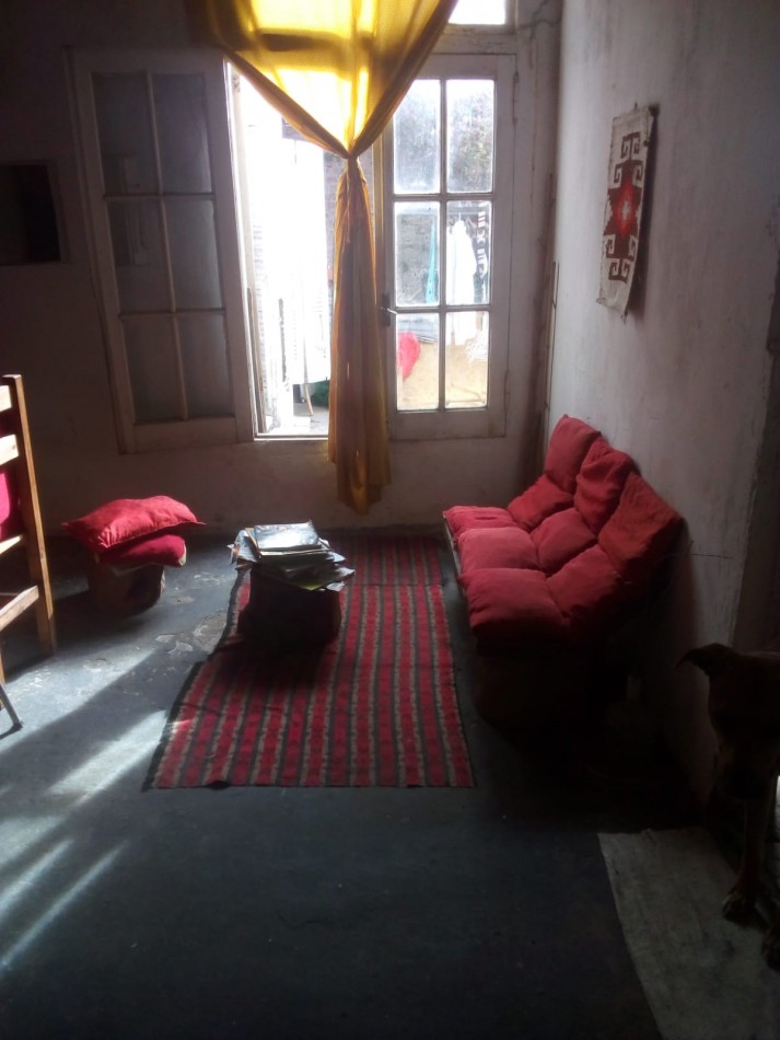 GALPON CON FOSA MAS DEPARTAMENTO 2 AMBIENTES CON ENTRADA INDEPENDIENTE