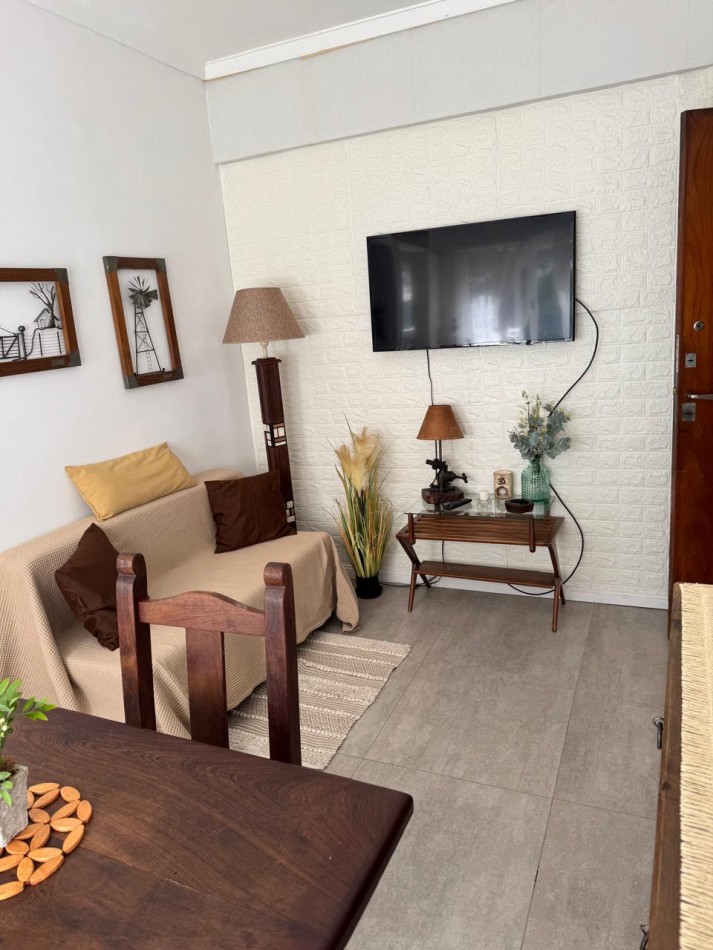  DEPARTAMENTO 2 AMBIENTES AL CONTRAFRENTE ABIERTO EN LA PERLA. APTO CREDITO