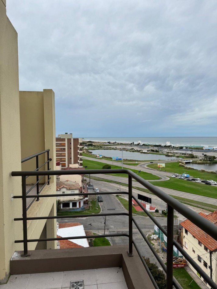 DEPARTAMENTO 2 AMB A ESTRENAR CON BALCON, COCHERA DOBLE, AMENITIES Y VISTA PLENA AL MAR EN PUNTA MOGOTES