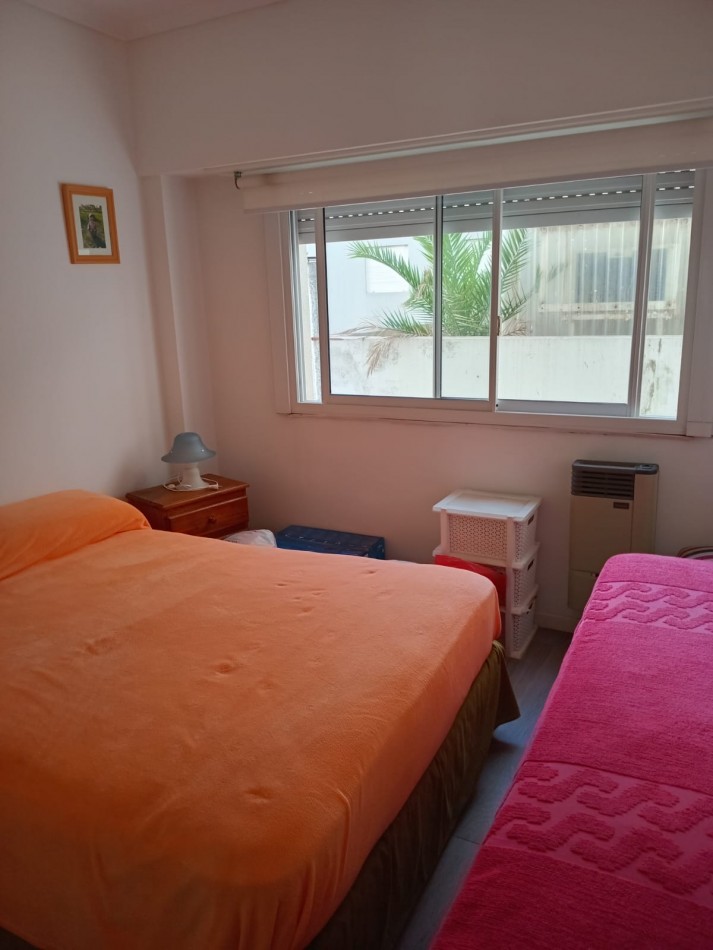 DEPARTAMENTO 3 AMB CON BALCON SALIENTE A LA CALLE EN EL CENTRO. APTO CREDITO