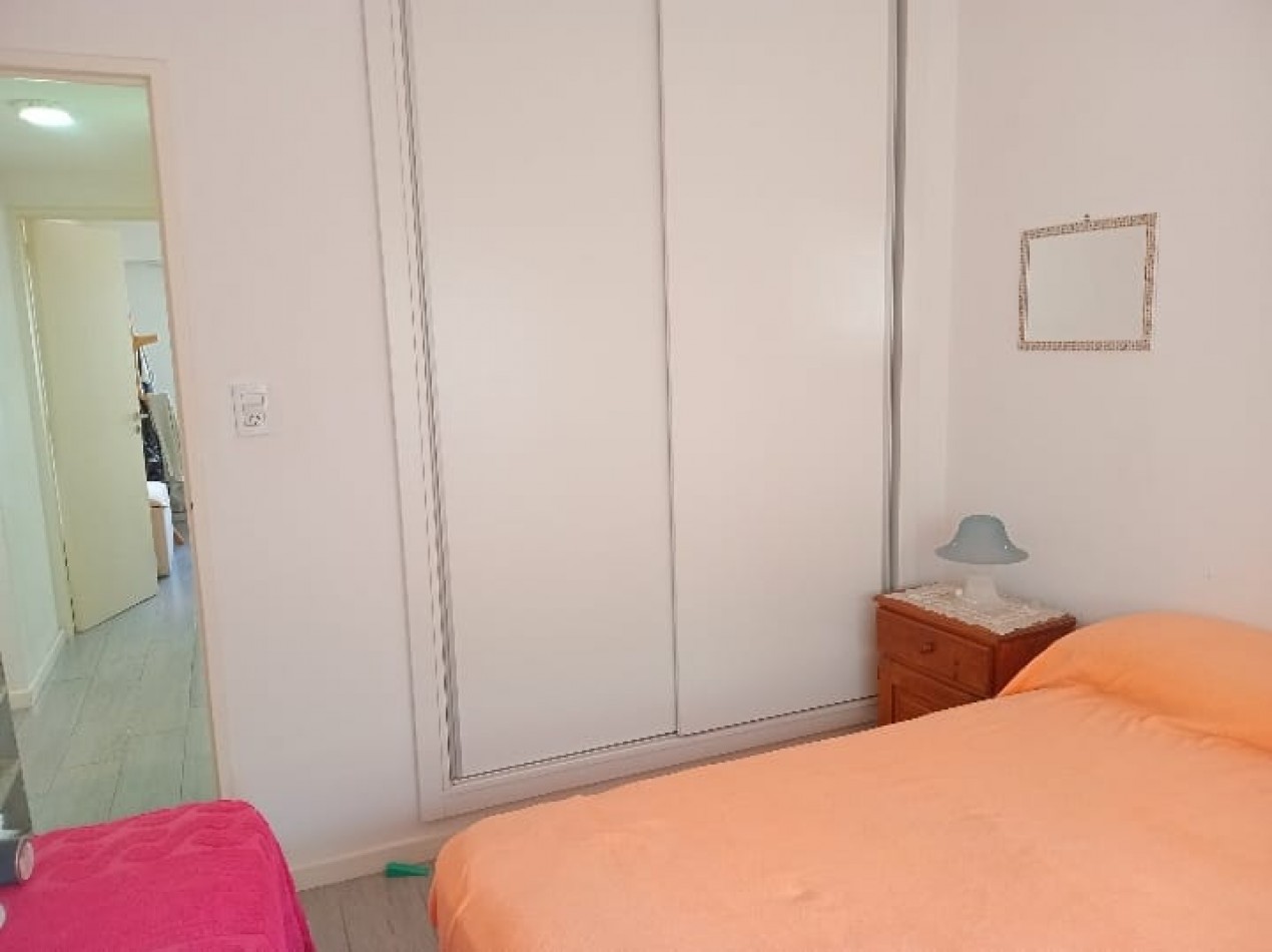 DEPARTAMENTO 3 AMB CON BALCON SALIENTE A LA CALLE EN EL CENTRO. APTO CREDITO