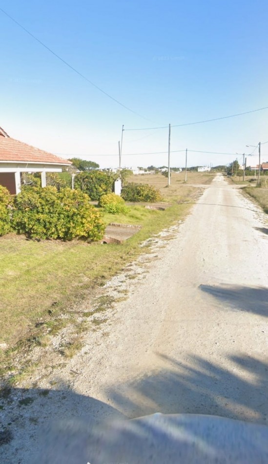 LOTE DE 450 M2 EN EL MARQUESADO, A METROS DE LA PLAYA VENDE Y PERMUTA POR VEHICULO