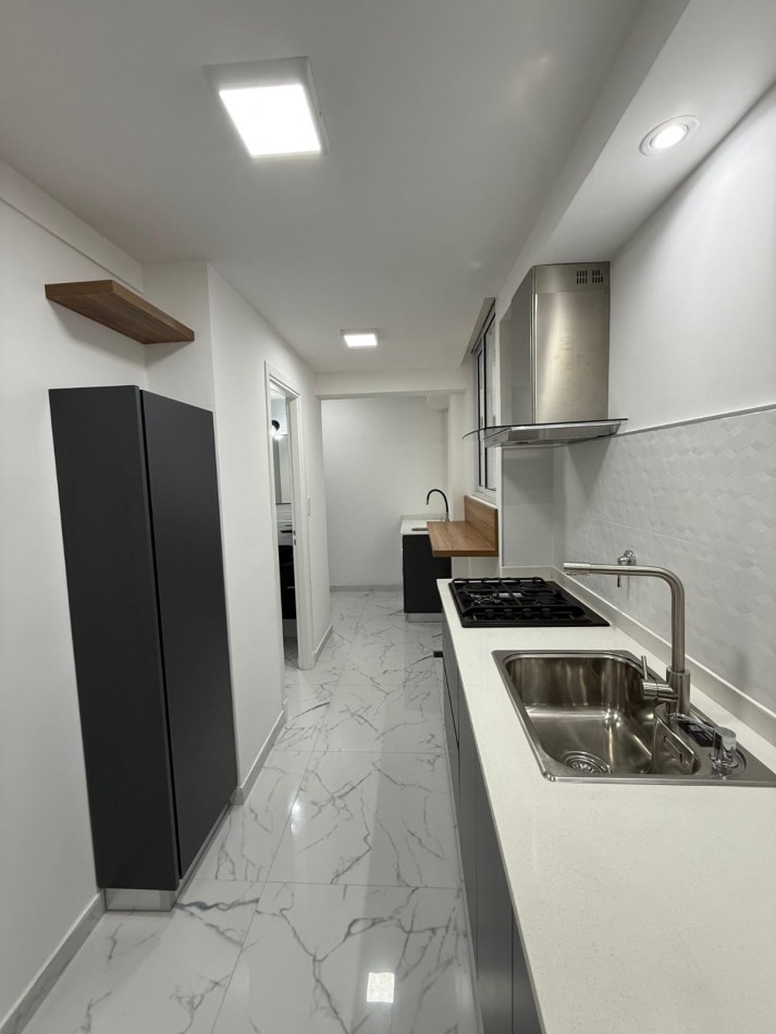 DEPARTAMENTO 2 AMB CON  DEPENDENCIA, BALCON, RECICLADO A NUEVO EN ALDREY, VENDE Y PERMUTA. OPCION DE COCHERA