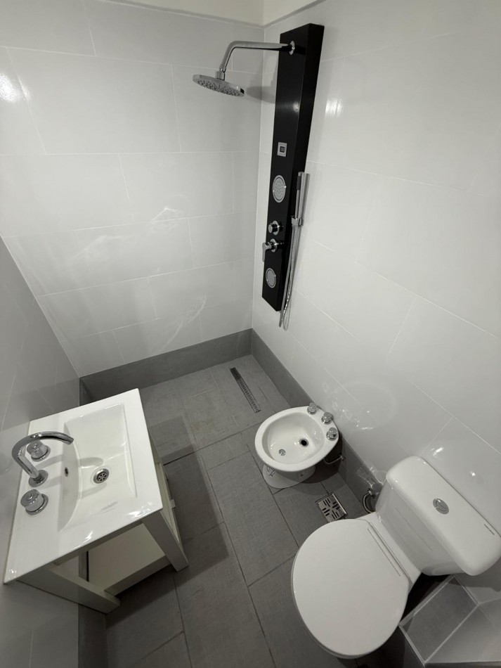 DEPARTAMENTO 2 AMB CON  DEPENDENCIA, BALCON, RECICLADO A NUEVO EN ALDREY, VENDE Y PERMUTA. OPCION DE COCHERA
