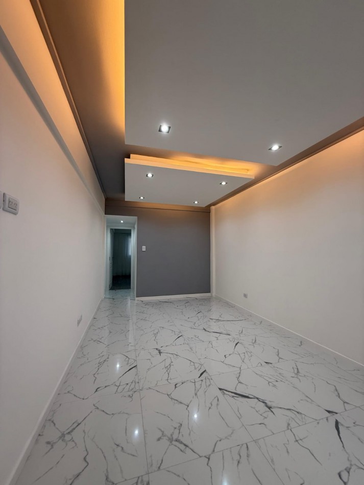 DEPARTAMENTO 2 AMB CON  DEPENDENCIA, BALCON, RECICLADO A NUEVO EN ALDREY, VENDE Y PERMUTA. OPCION DE COCHERA
