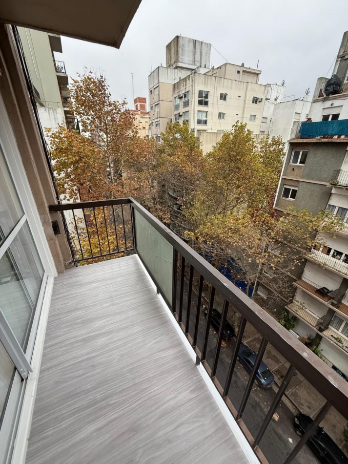 DEPARTAMENTO 2 AMB CON  DEPENDENCIA, BALCON, RECICLADO A NUEVO EN ALDREY, VENDE Y PERMUTA. OPCION DE COCHERA