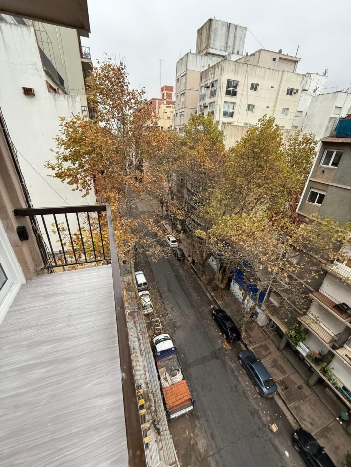 DEPARTAMENTO 2 AMB CON  DEPENDENCIA, BALCON, RECICLADO A NUEVO EN ALDREY, VENDE Y PERMUTA. OPCION DE COCHERA