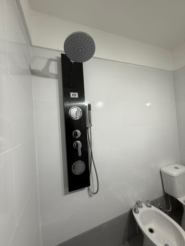 DEPARTAMENTO 2 AMB CON  DEPENDENCIA, BALCON, RECICLADO A NUEVO EN ALDREY, VENDE Y PERMUTA. OPCION DE COCHERA