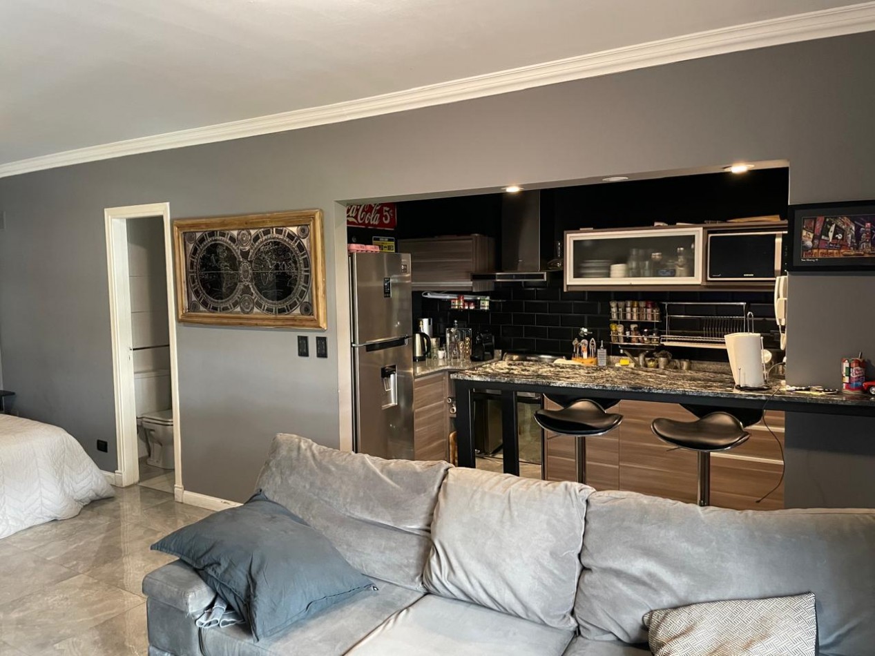 DEPARTAMENTO 1 AMB MODERNO CON BALCON A LA CALLE