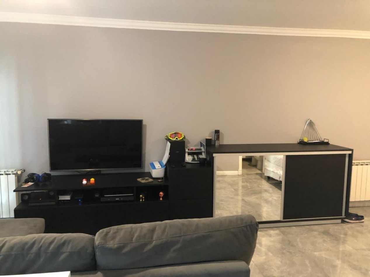 DEPARTAMENTO 1 AMB MODERNO CON BALCON A LA CALLE