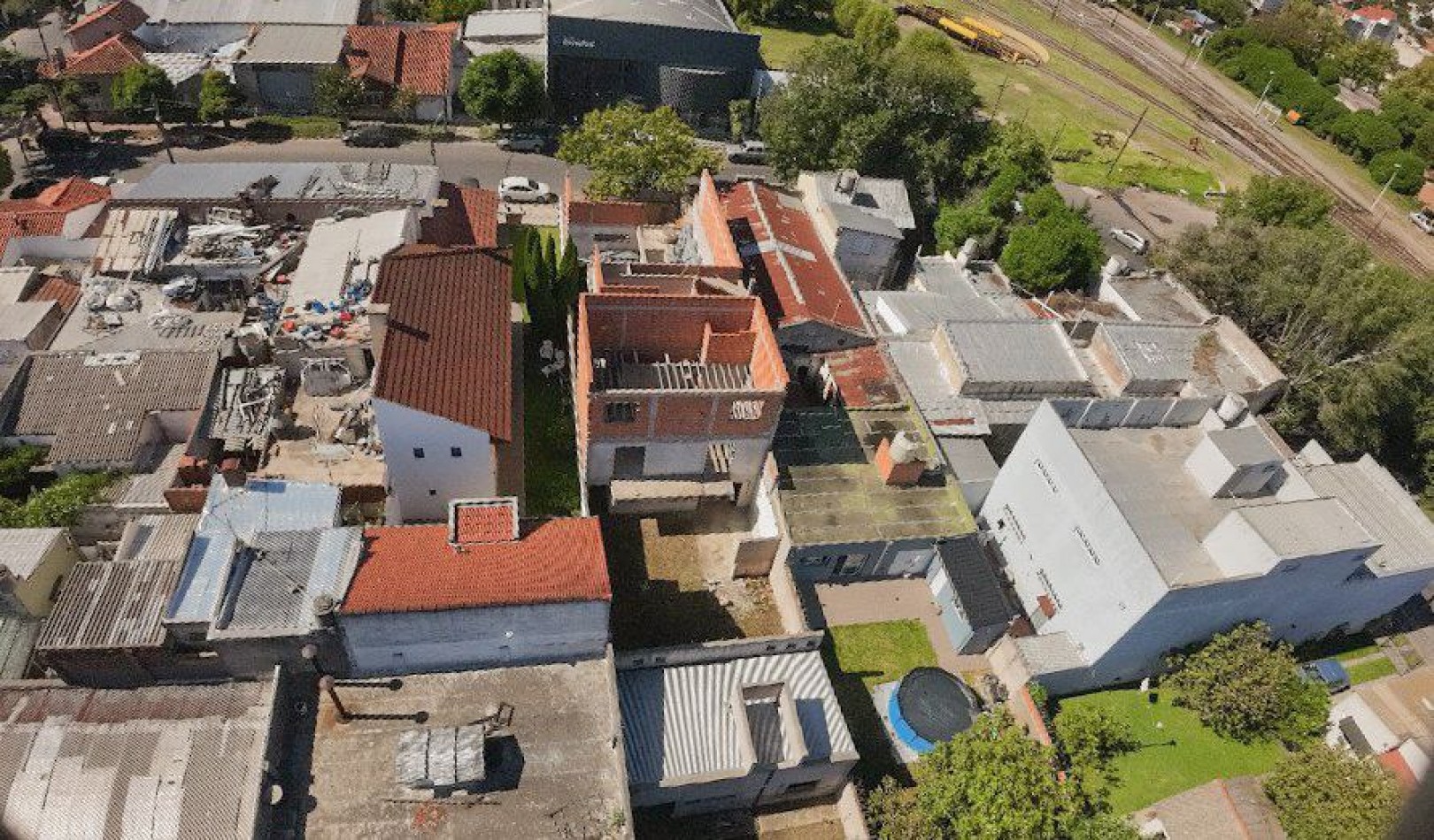 PH EN CONSTRUCCION EN DON BOSCO CON PLANOS APROBADOS VENDE, PERMUTA Y FINANCIA