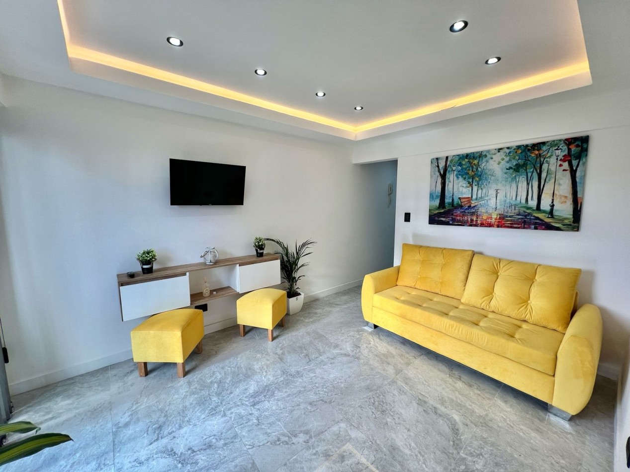 DEPARTAMENTO 2 AMBIENTES EXTERNO CON BALCON SOBRE CALLE CORDOBA Y AV. LURO