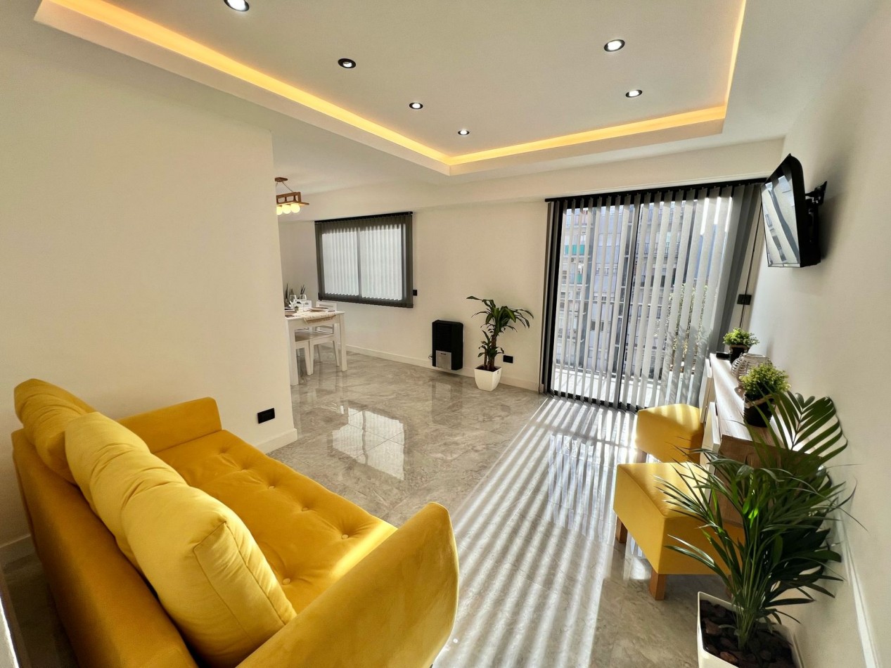 DEPARTAMENTO 2 AMBIENTES EXTERNO CON BALCON SOBRE CALLE CORDOBA Y AV. LURO