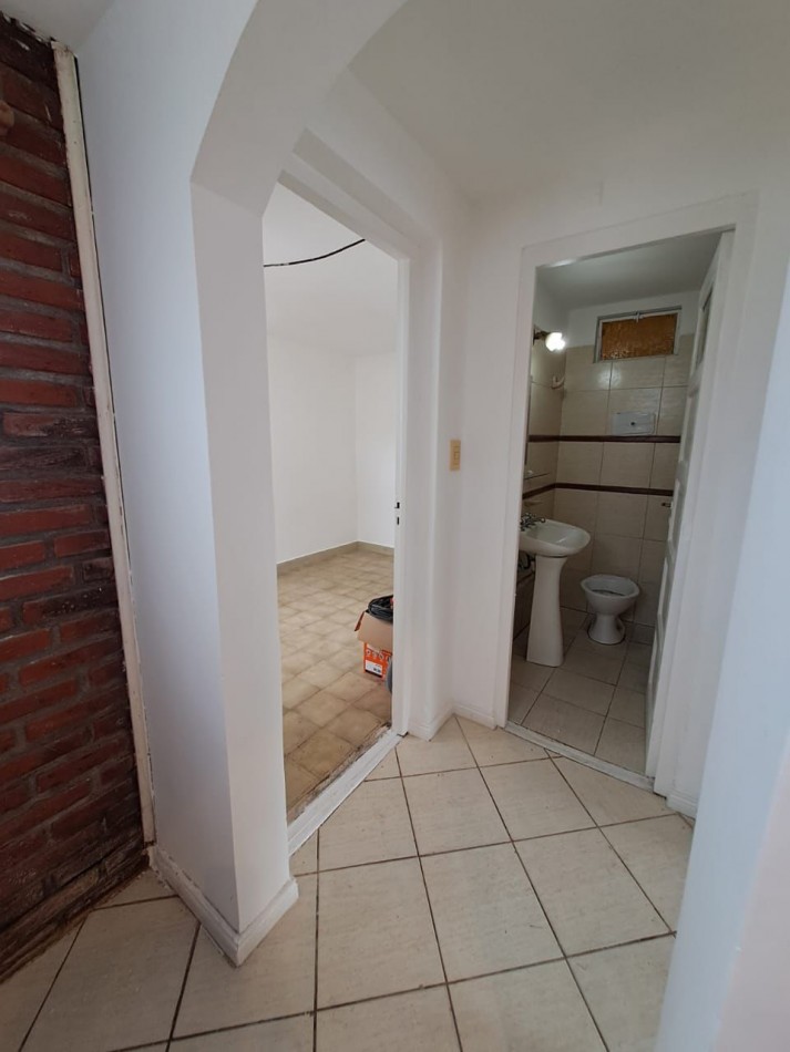 CHALET EN PH DE 4 AMBIENTES  CON GARAJE MAS TROTADORA Y PATIO EN PARQUE LURO