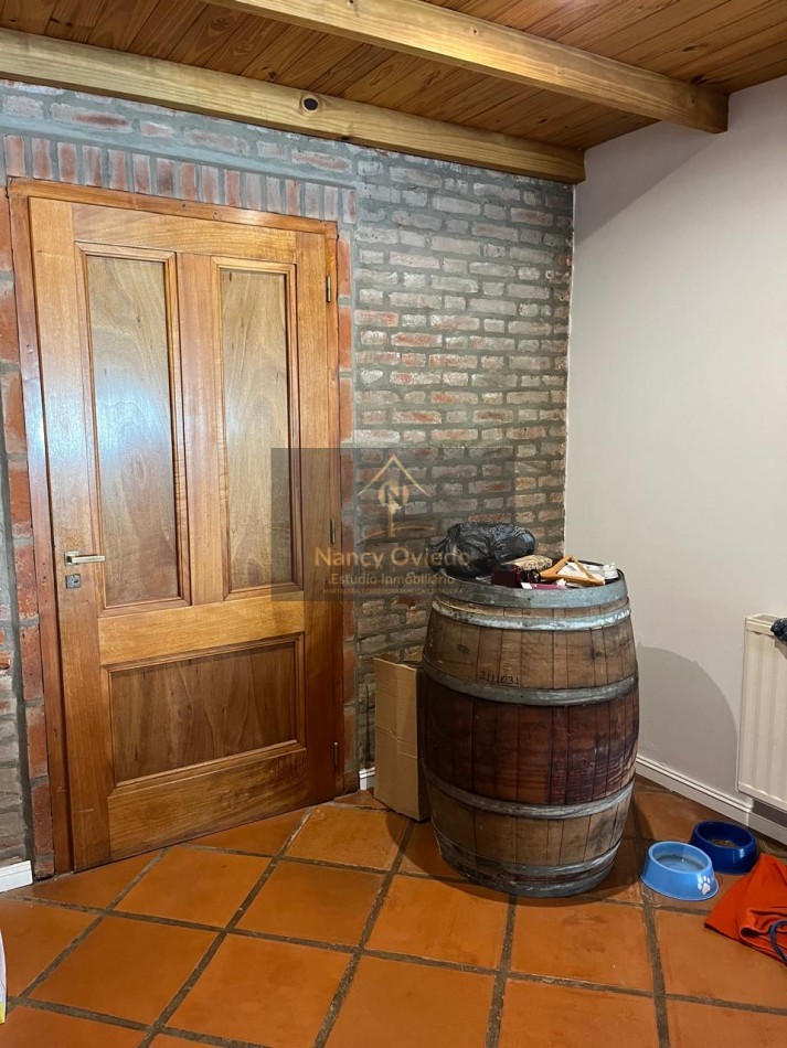 CASA 4 AMBIENTES CON CON PARQUE EN AYACUCHO