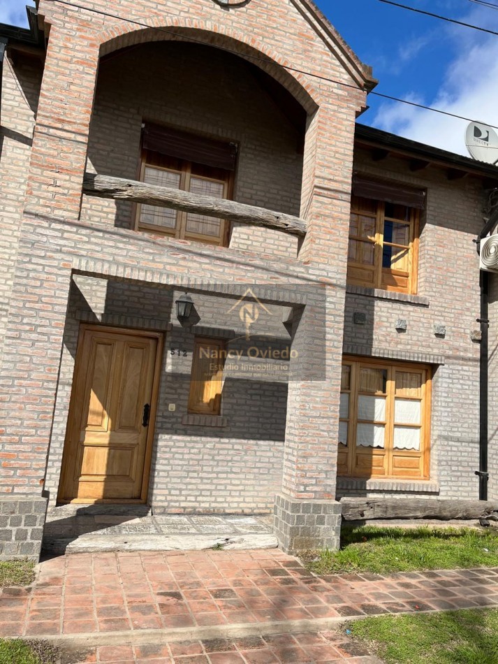 CASA 4 AMBIENTES CON CON PARQUE EN AYACUCHO