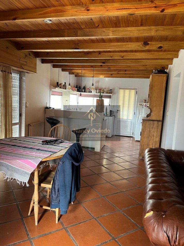 CASA 4 AMBIENTES CON CON PARQUE EN AYACUCHO