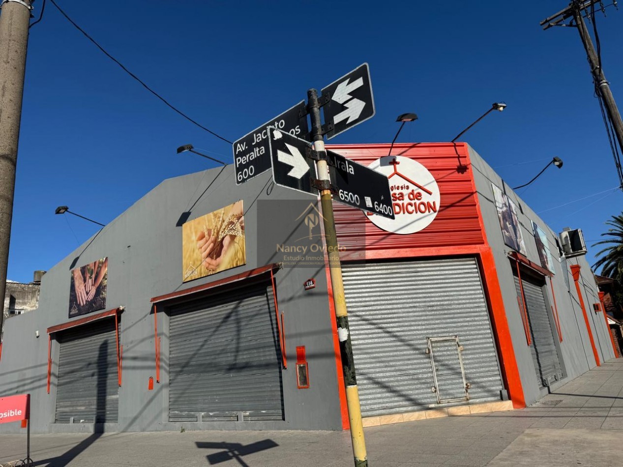 GALPON CONSTRUIDO SOBRE 3 LOTES, POSEE 539M2 TOTALES VENDE Y PERMUTA ( APTO CREDITO)