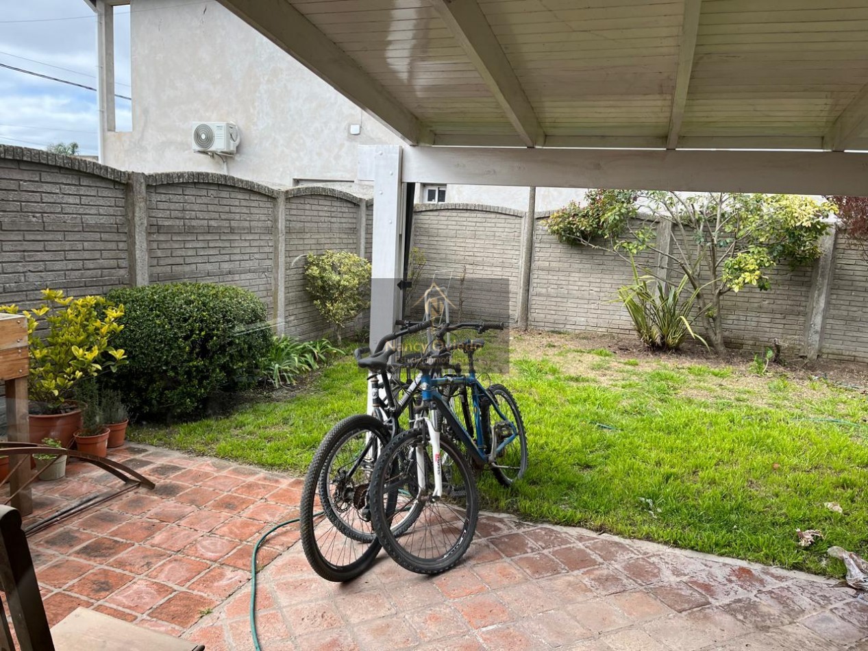 CASA 4 AMBIENTES CON CON PARQUE EN AYACUCHO