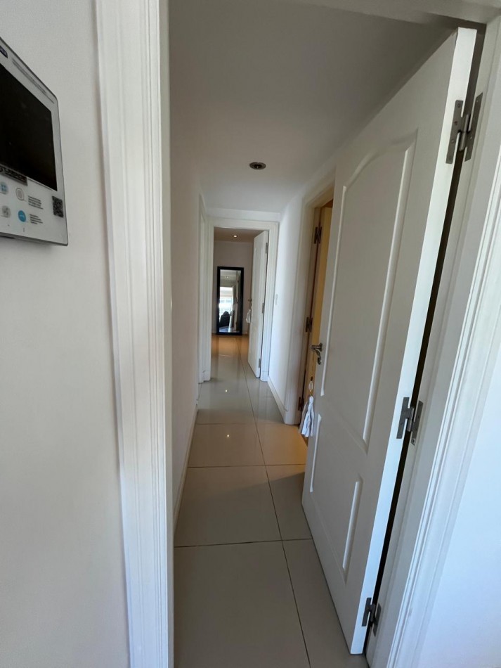 DEPARTAMENTO 3 AMBIENTES CON BALCON A LA CALLE A 250 MTS. DEL TORREON DEL MONJE. APTO CREDITO